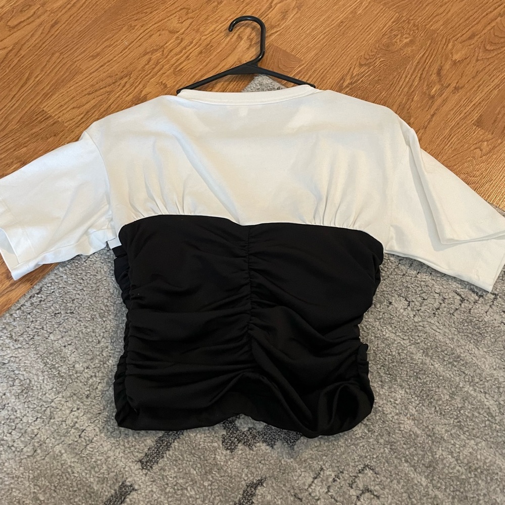 Grey lab crop top
